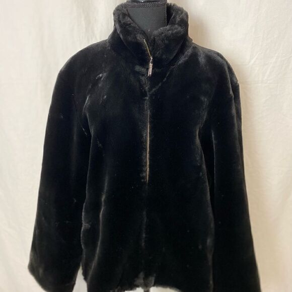 FAUX Short Mink Jacket - Picture 9 of 9